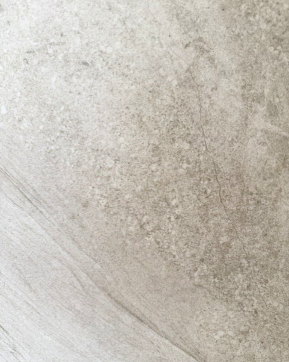 Crossover White