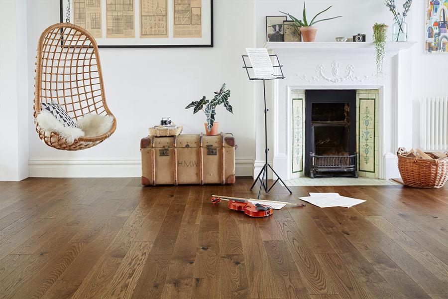 Home Choice Engineered European Rustic Oak Flooring 14mm x 180mm Brown Sugar Lacquered