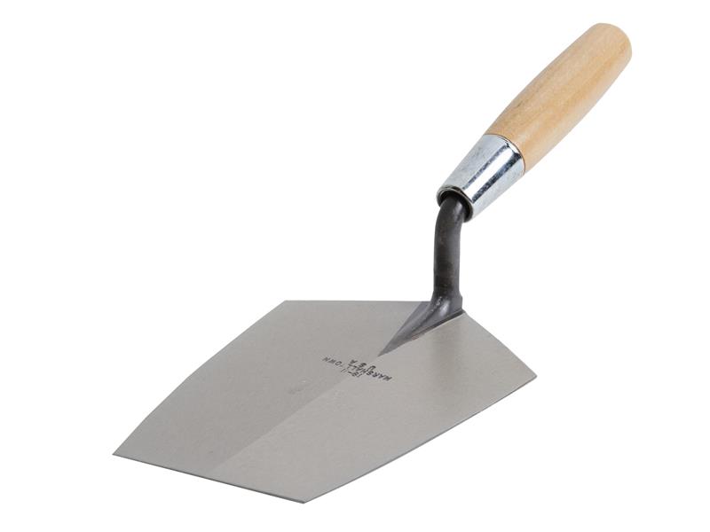 Marshalltown M1975 Bucket Trowel Wood Handle 7.1/2In