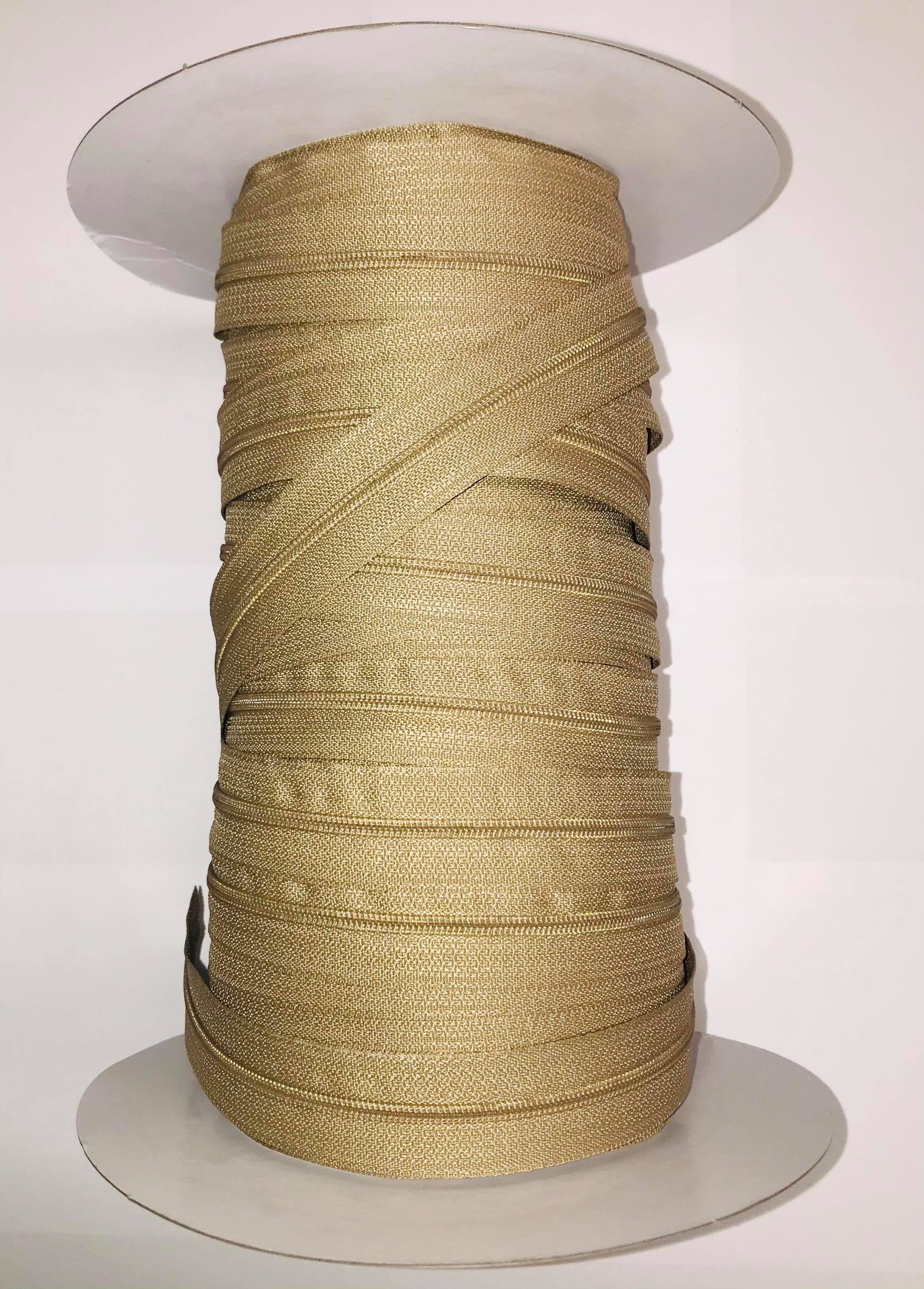 No.3 Continuous Upholstery Chain Zipping - Beige