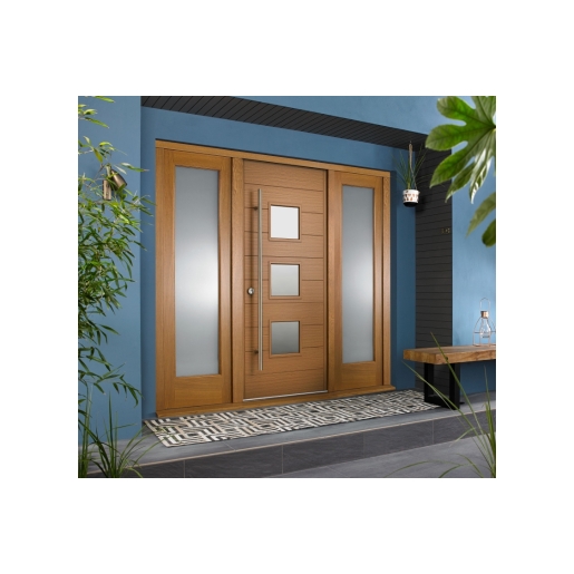 Malmo External Oak Veneer Door 1981 x 838 x 44mm and Frame with Side lights