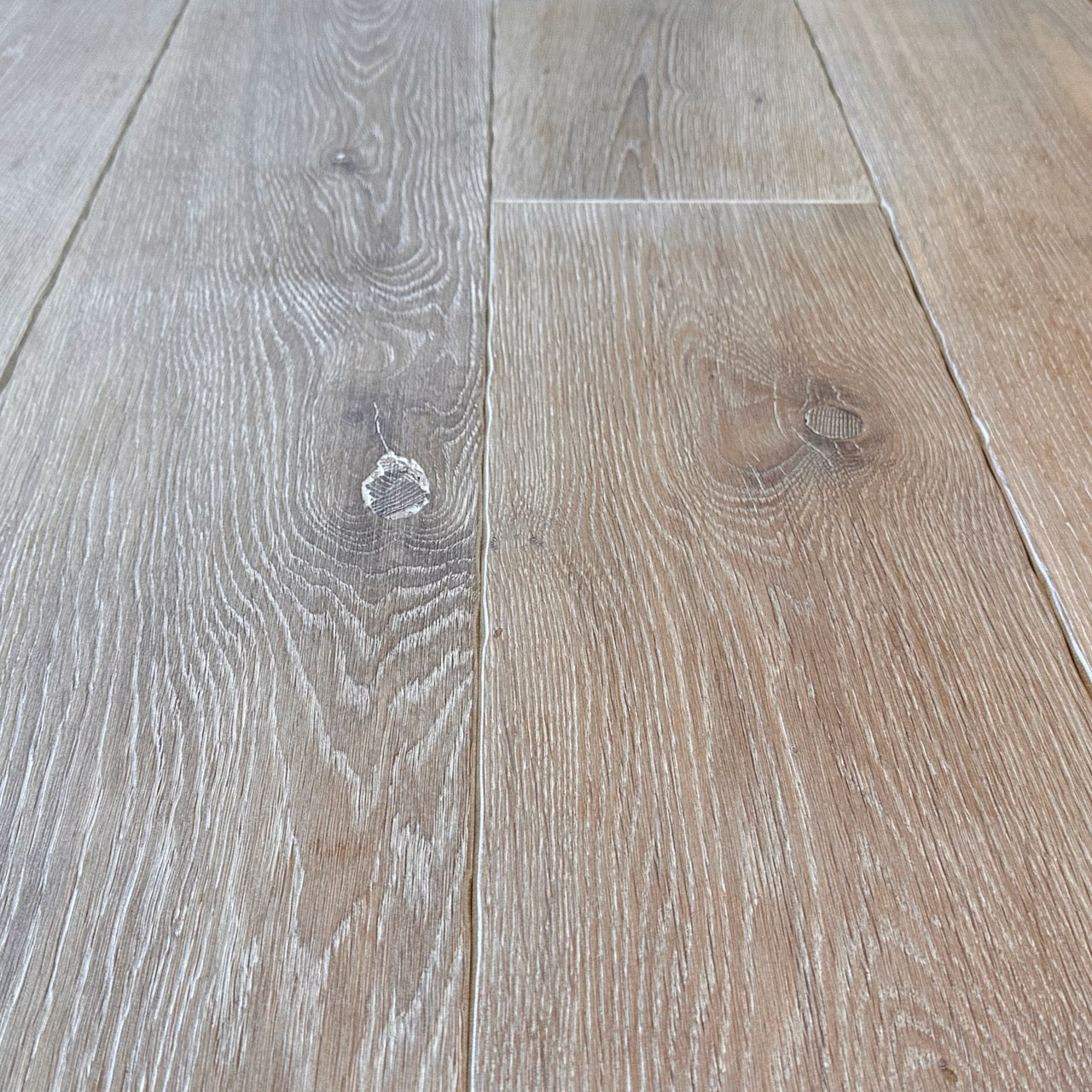 Sample of Cotswolds Oak Flooring